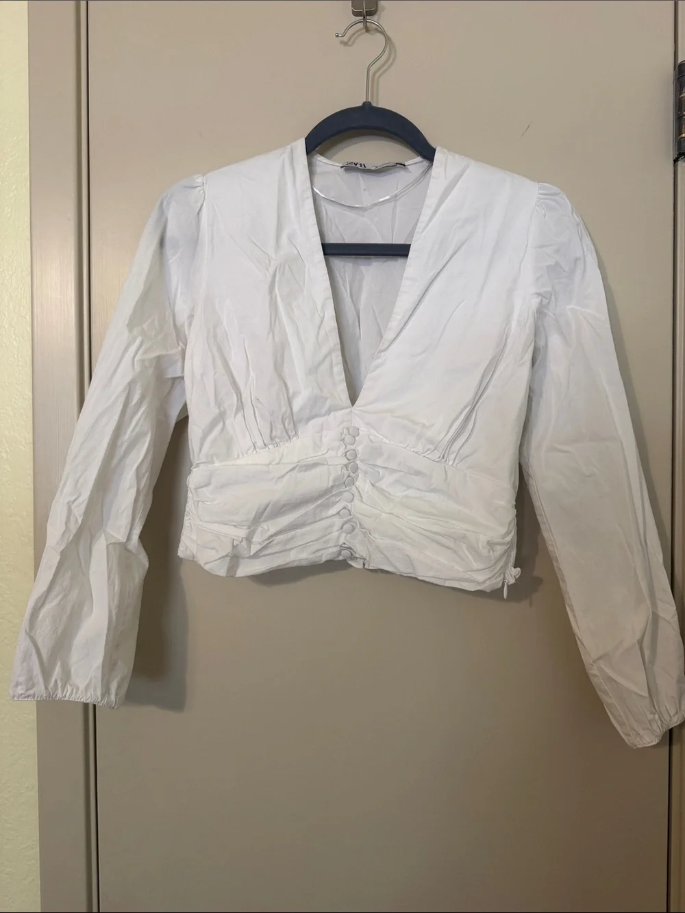 Zara White V-Neck Cropped Button-Front Blouse